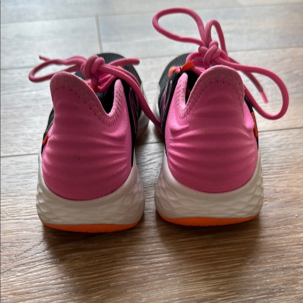 New Balance Black and Pink Sneakers - Picture 4 of 9
